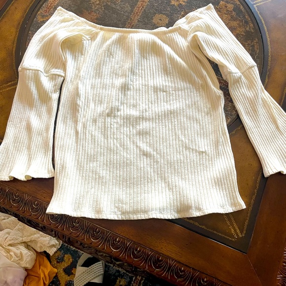 Maurice’s XL off white off shoulder top - Picture 1 of 7